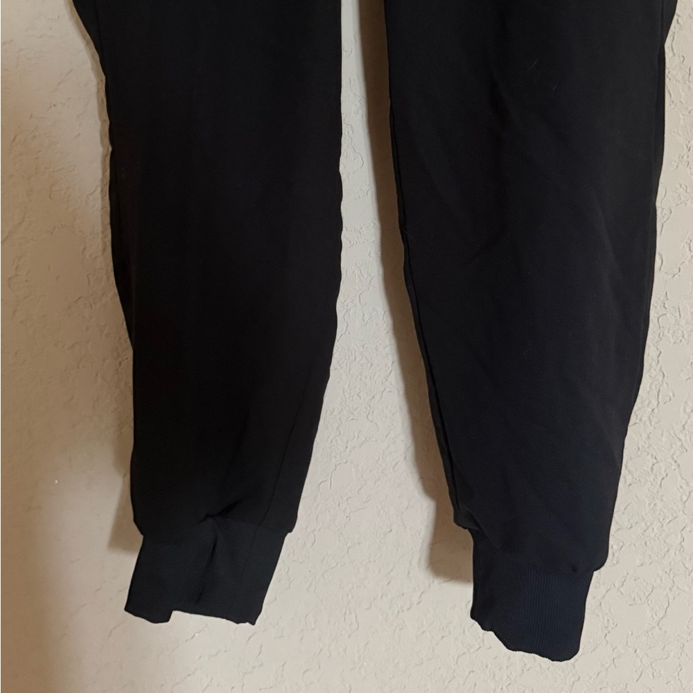 FIGS Black Jogger Scrub Pants Medium Petite M/P Elastic Waist Cargo Pocket - Picture 4 of 11